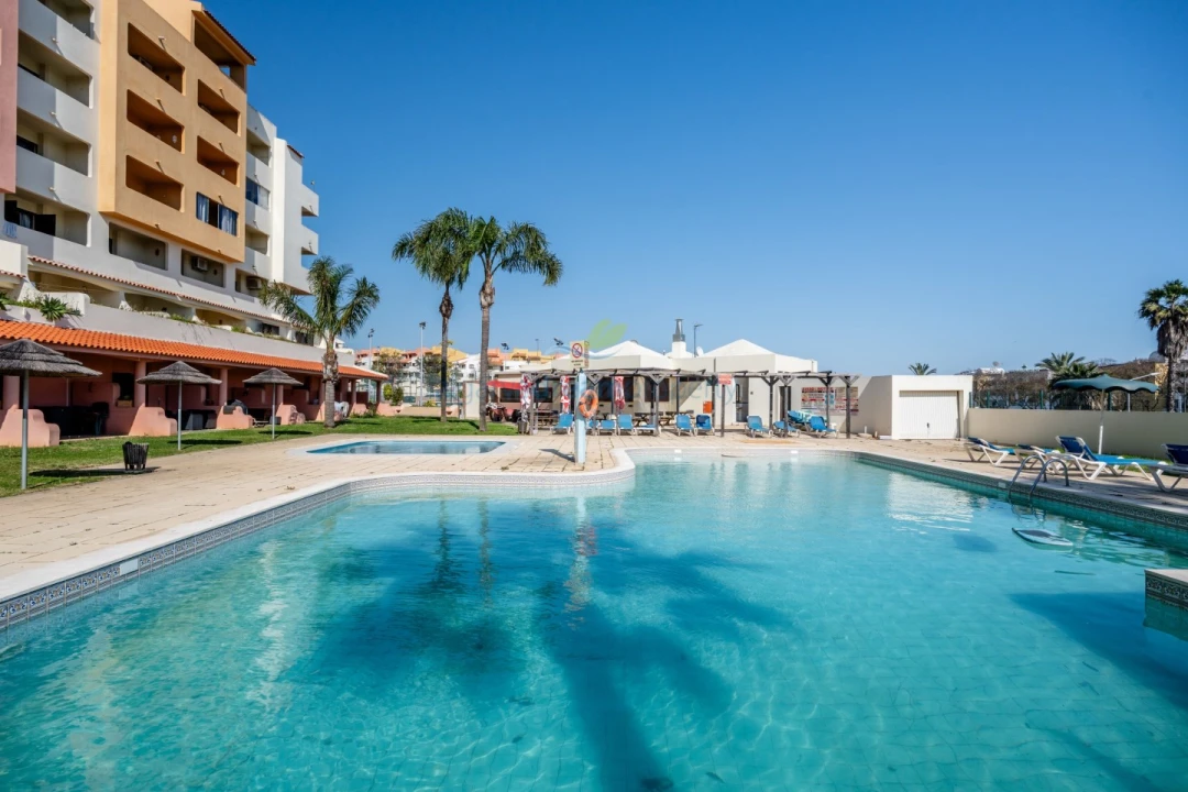 Apartamento T1 para Venda em Albufeira e Olhos de Água Foto 3