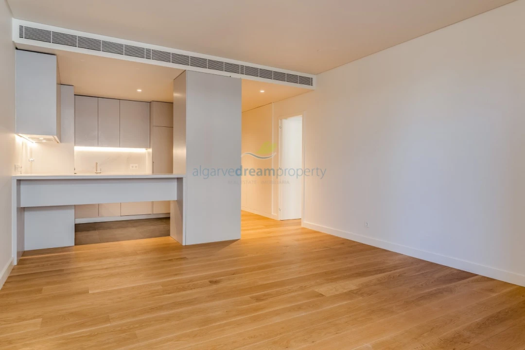 Apartamento T2 para Venda em Quarteira Foto 5