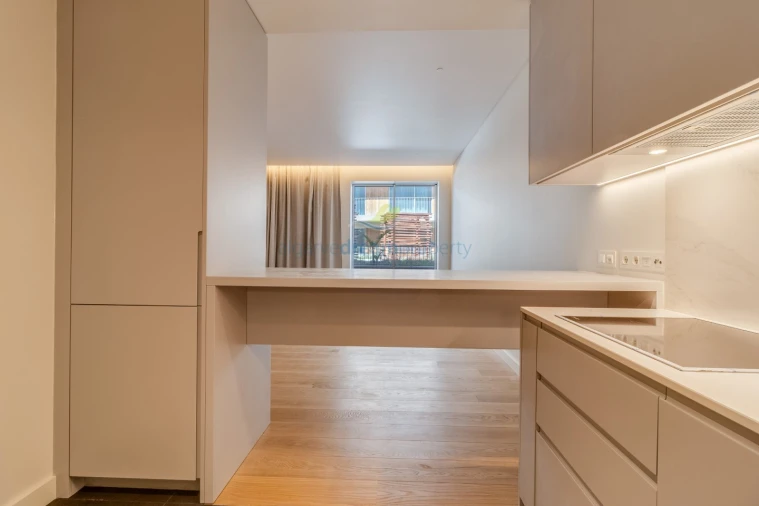 Apartamento T2 para Venda em Quarteira Foto 15