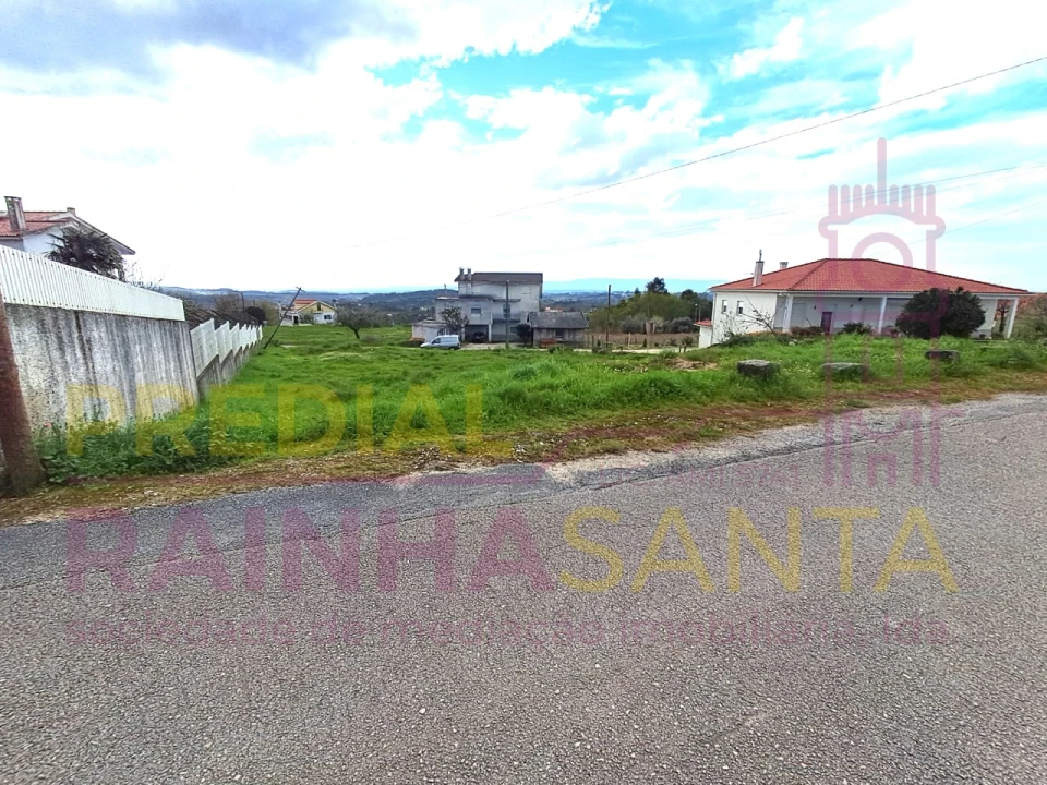 Terreno para Venda em Covas e Vila Nova de Oliveirinha Foto 4