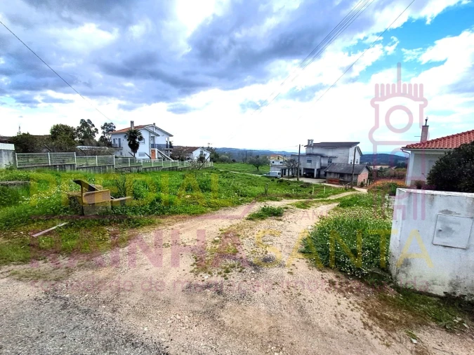 Terreno para Venda em Covas e Vila Nova de Oliveirinha Foto 16