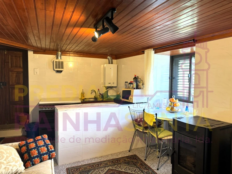 Moradia T1 para Venda em Pomares Foto 9