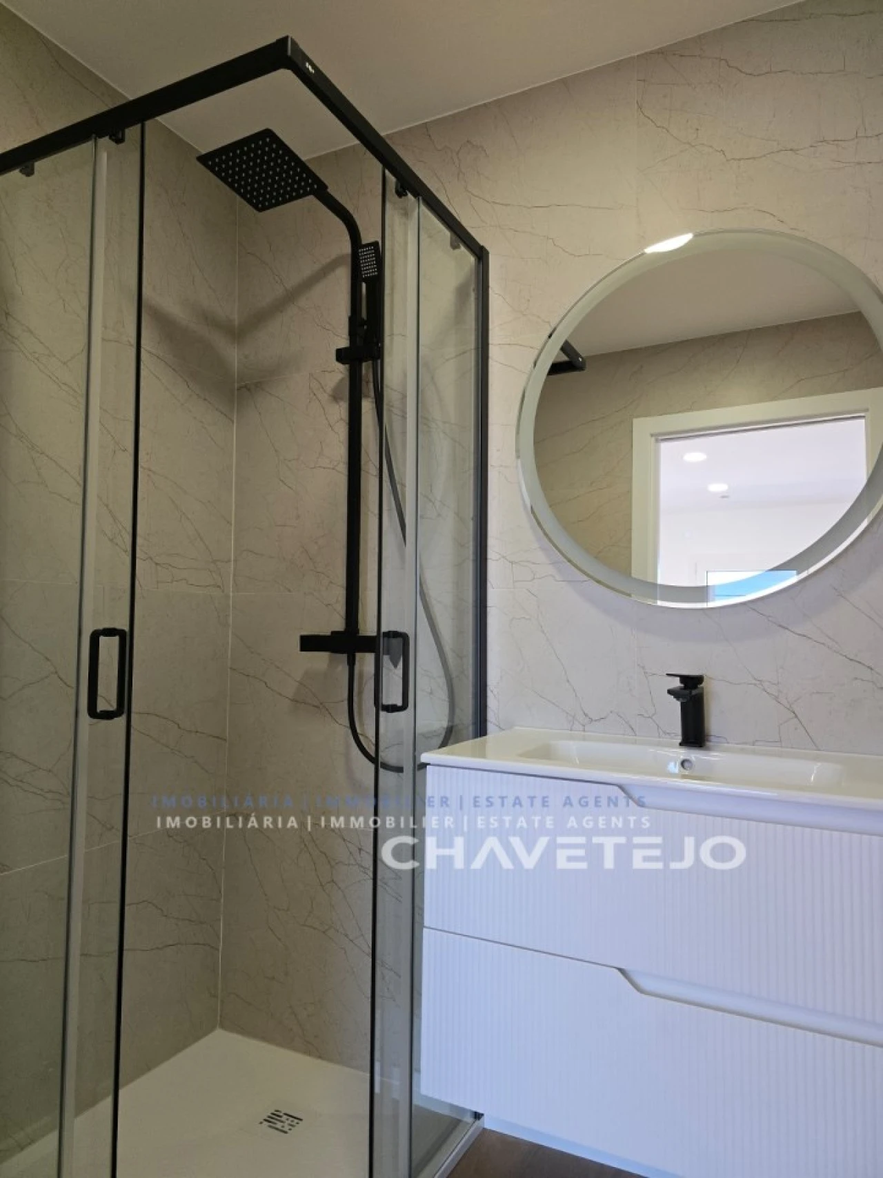 Moradia T4 para Venda em São João Baptista e Santa Maria dos Olivais Foto 40