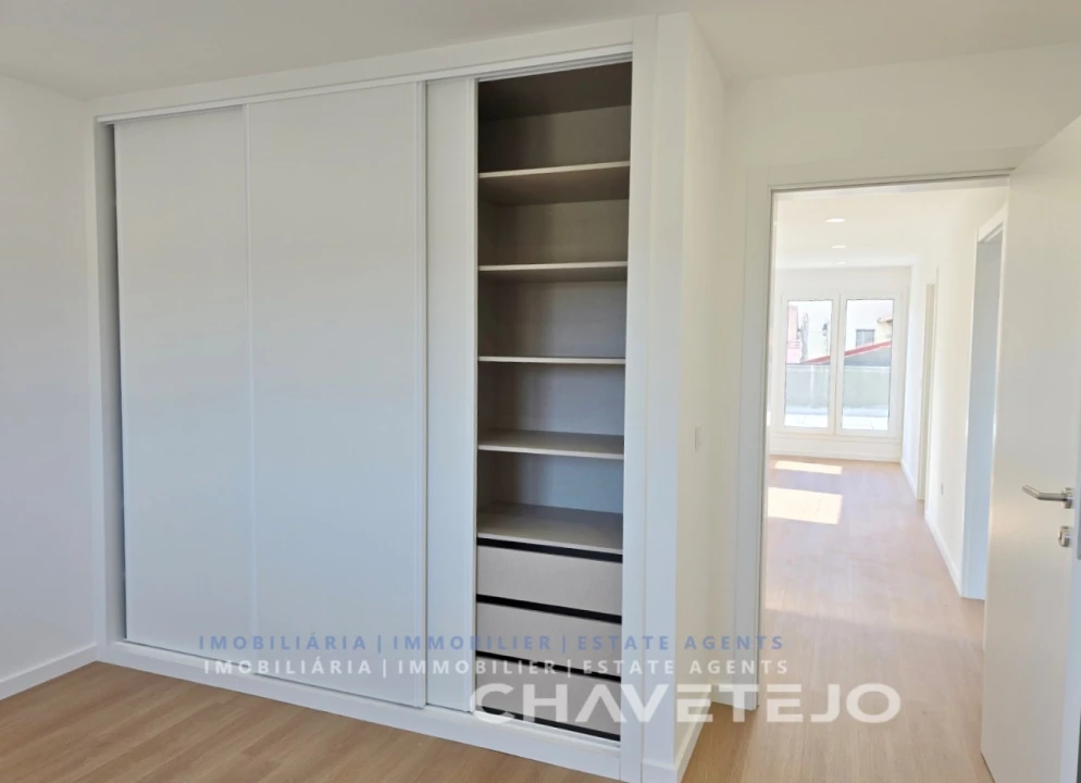 Moradia T4 para Venda em São João Baptista e Santa Maria dos Olivais Foto 49