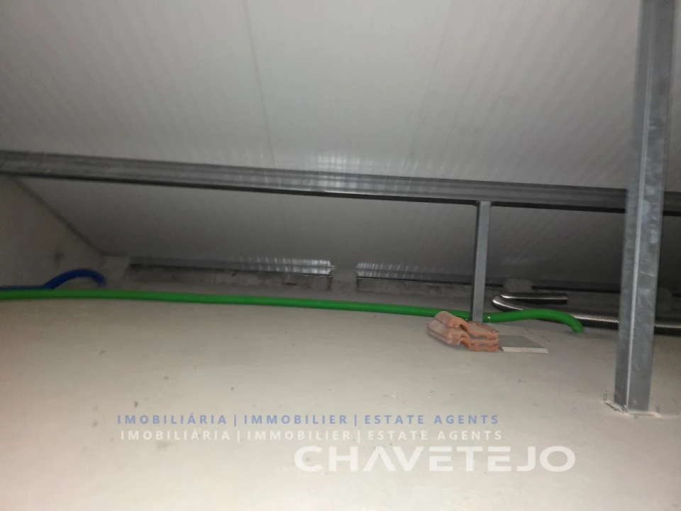 Moradia T4 para Venda em São João Baptista e Santa Maria dos Olivais Foto 57