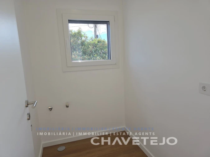 Moradia T4 para Venda em São João Baptista e Santa Maria dos Olivais Foto 28