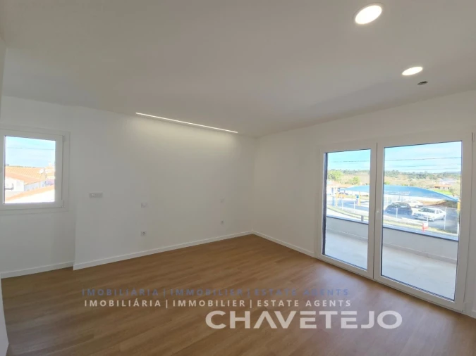 Moradia T4 para Venda em São João Baptista e Santa Maria dos Olivais Foto 38