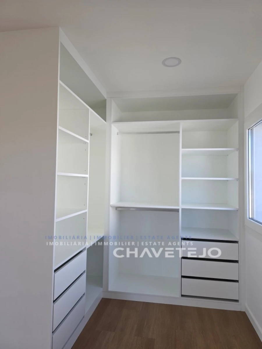 Moradia T4 para Venda em São João Baptista e Santa Maria dos Olivais Foto 41