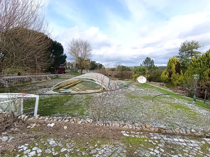 Moradia T11 para Venda em Bemposta Foto 27