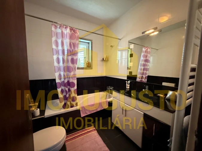 Moradia T3 para Venda em Moreira de Rei Foto 12