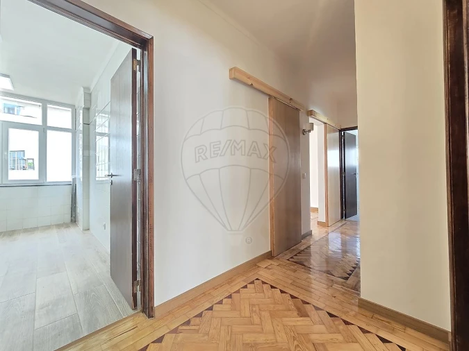 Moradia T2 para Arrendamento em Carcavelos e Parede Foto 8