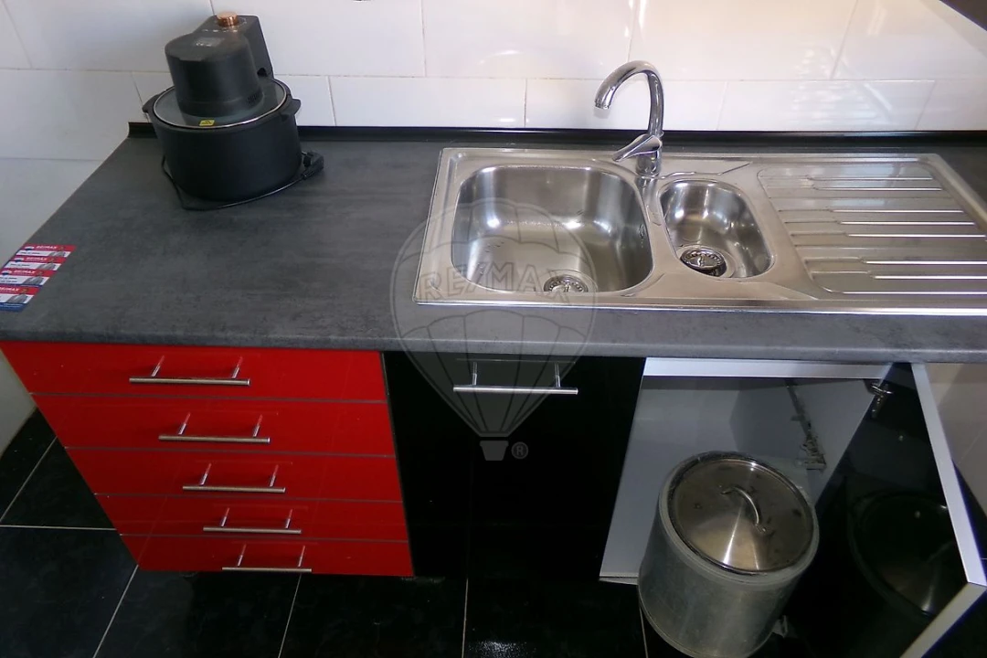 Apartamento T3 para Arrendamento em Vialonga Foto 9