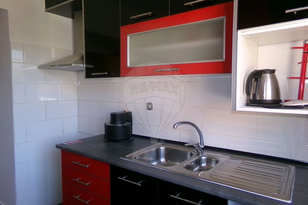 Apartamento T3 para Arrendamento em Vialonga Foto 8