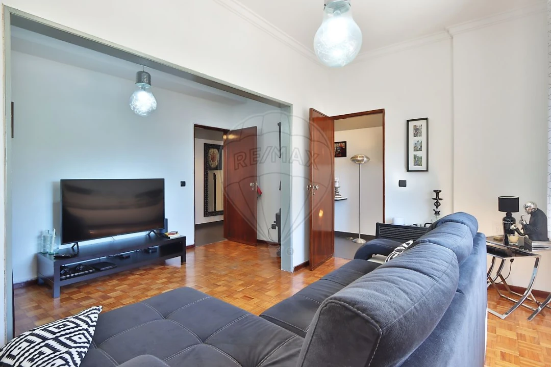 Prédio para Venda em Mina de Água Foto 2