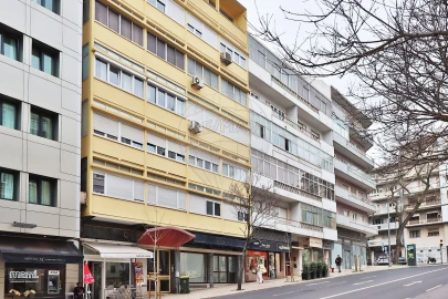 Apartamento T2 para Arrendamento em Arroios