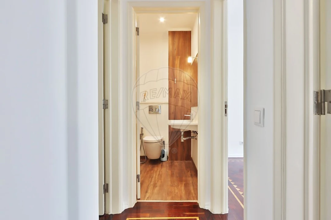 Apartamento T2 para Arrendamento em Arroios Foto 11