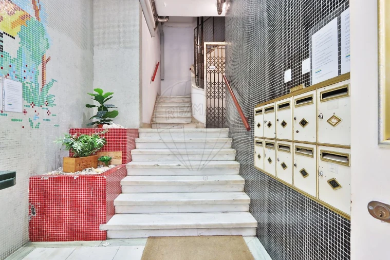 Apartamento T2 para Arrendamento em Arroios Foto 21