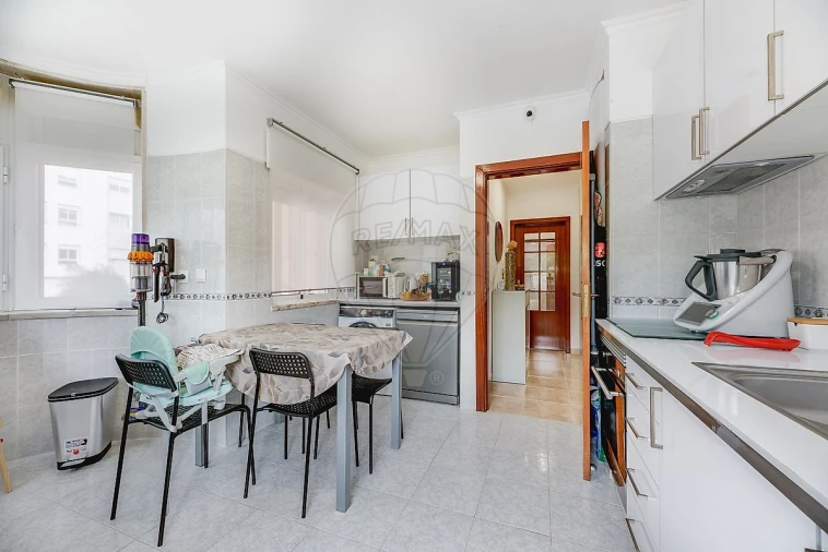 Apartamento T2 para Venda em Vialonga Foto 16