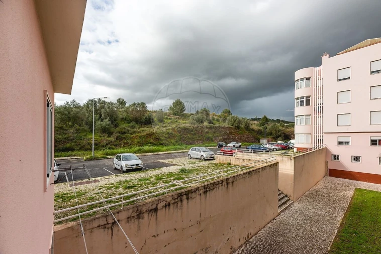 Apartamento T2 para Venda em Vialonga Foto 27