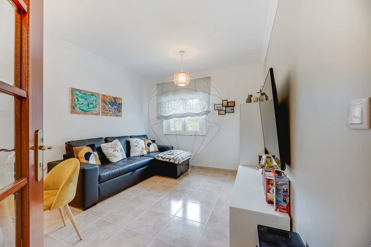 Apartamento T2 para Venda em Vialonga Foto 17