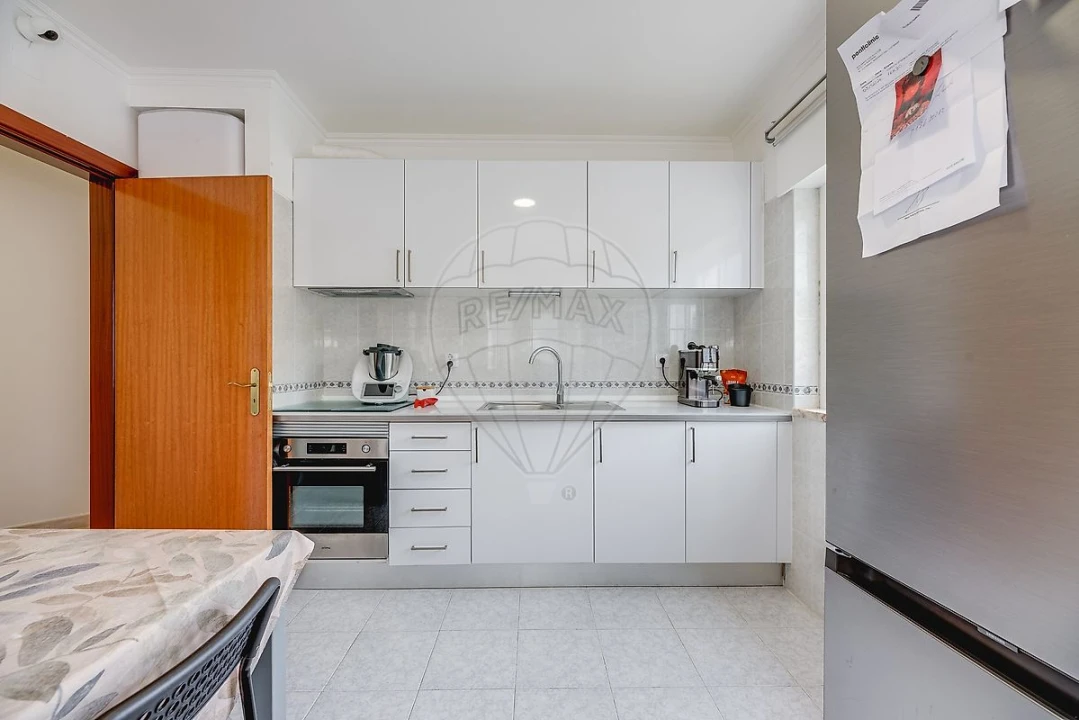 Apartamento T2 para Venda em Vialonga Foto 18