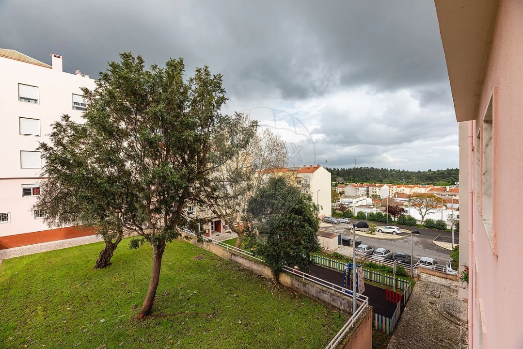 Apartamento T2 para Venda em Vialonga Foto 26