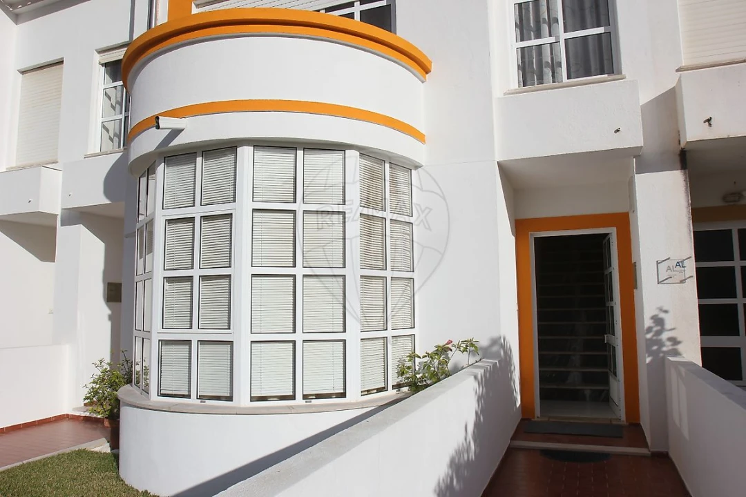 Apartamento T3 para Arrendamento em Ferrel Foto 5