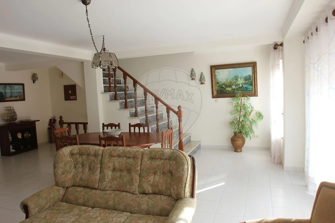 Apartamento T3 para Arrendamento em Ferrel Foto 2