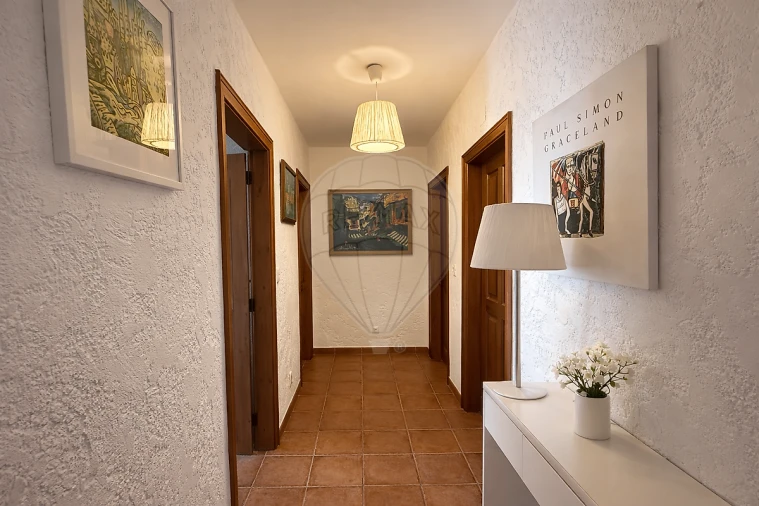 Moradia T4 para Venda em Vermelha Foto 8