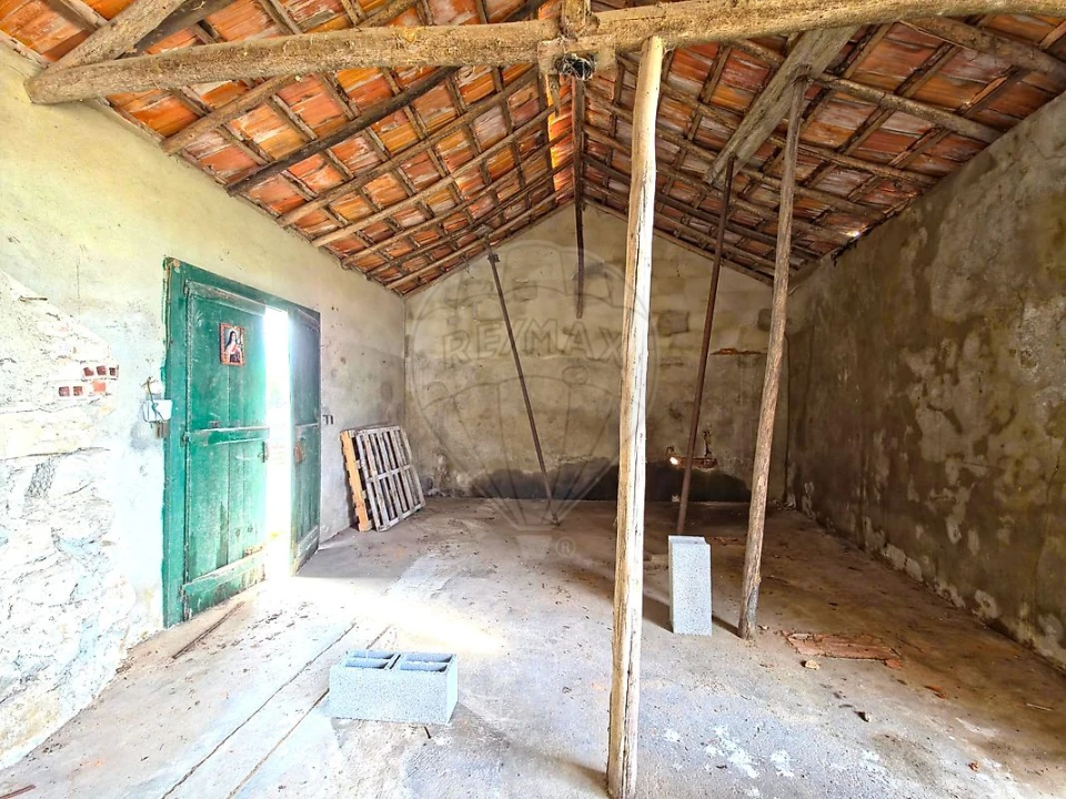 Moradia T2 para Venda em Carregado e Cadafais Foto 6