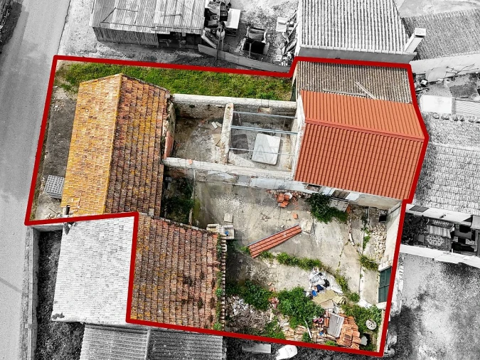 Moradia T2 para Venda em Carregado e Cadafais Foto 14