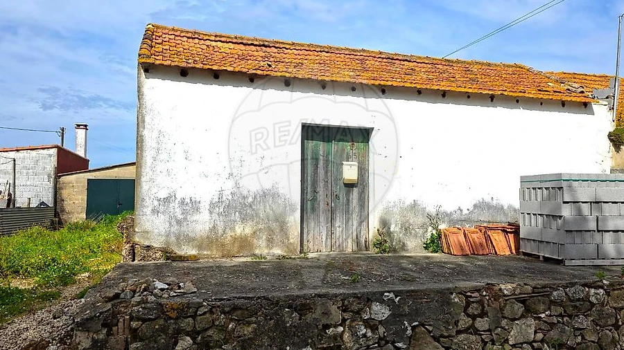 Moradia T2 para Venda em Carregado e Cadafais