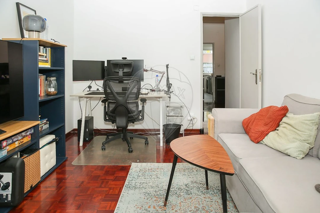 Apartamento T2 para Venda em Póvoa de Santa Iria e Forte da Casa Foto 34