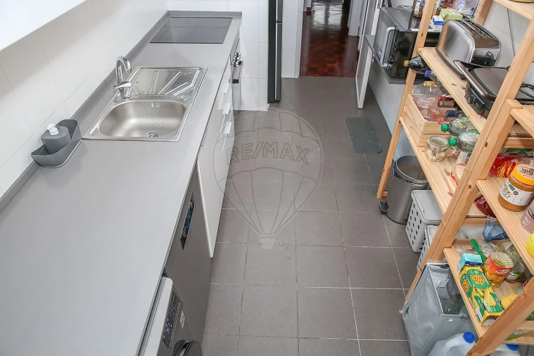 Apartamento T2 para Venda em Póvoa de Santa Iria e Forte da Casa Foto 23