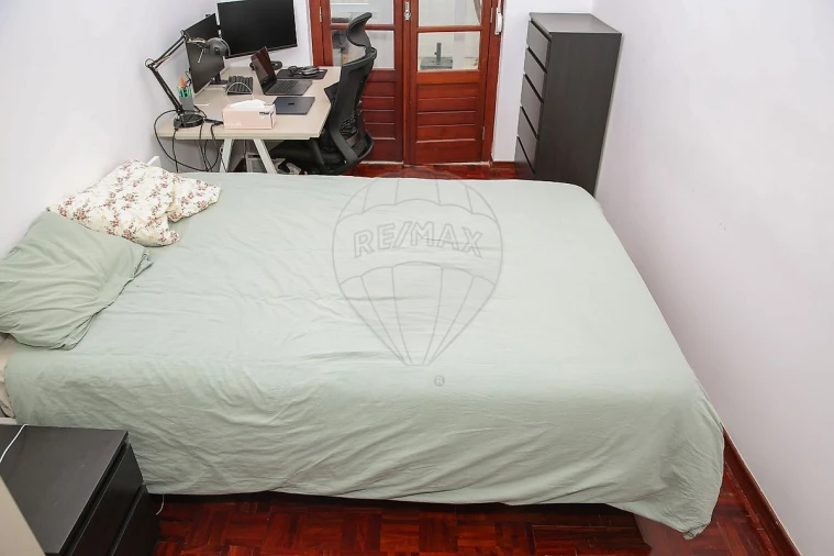 Apartamento T2 para Venda em Póvoa de Santa Iria e Forte da Casa Foto 16