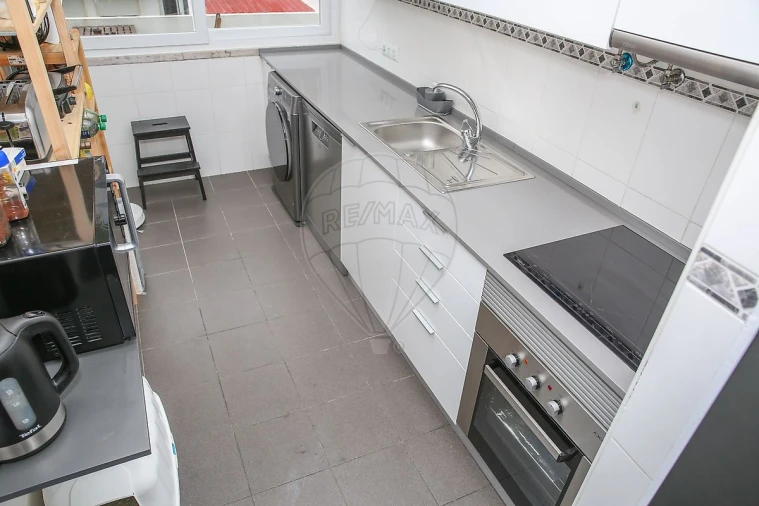 Apartamento T2 para Venda em Póvoa de Santa Iria e Forte da Casa Foto 20