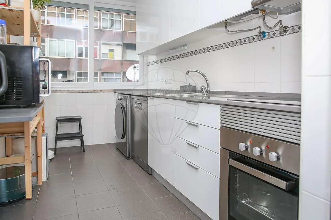 Apartamento T2 para Venda em Póvoa de Santa Iria e Forte da Casa Foto 18