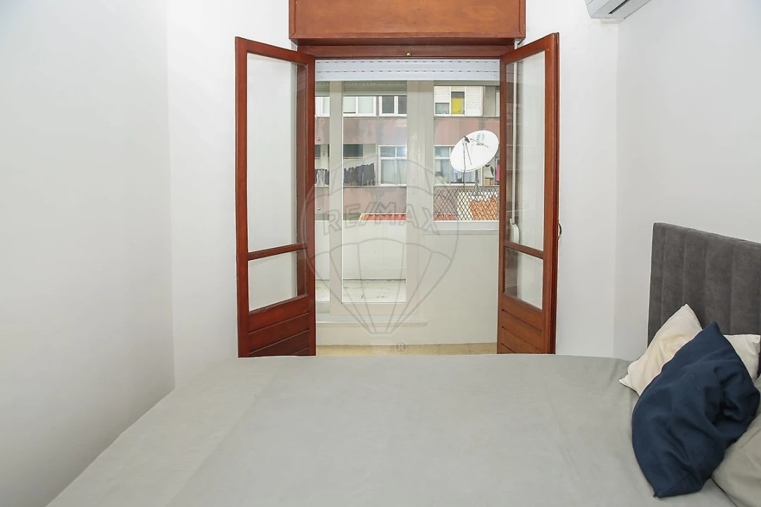 Apartamento T2 para Venda em Póvoa de Santa Iria e Forte da Casa Foto 11