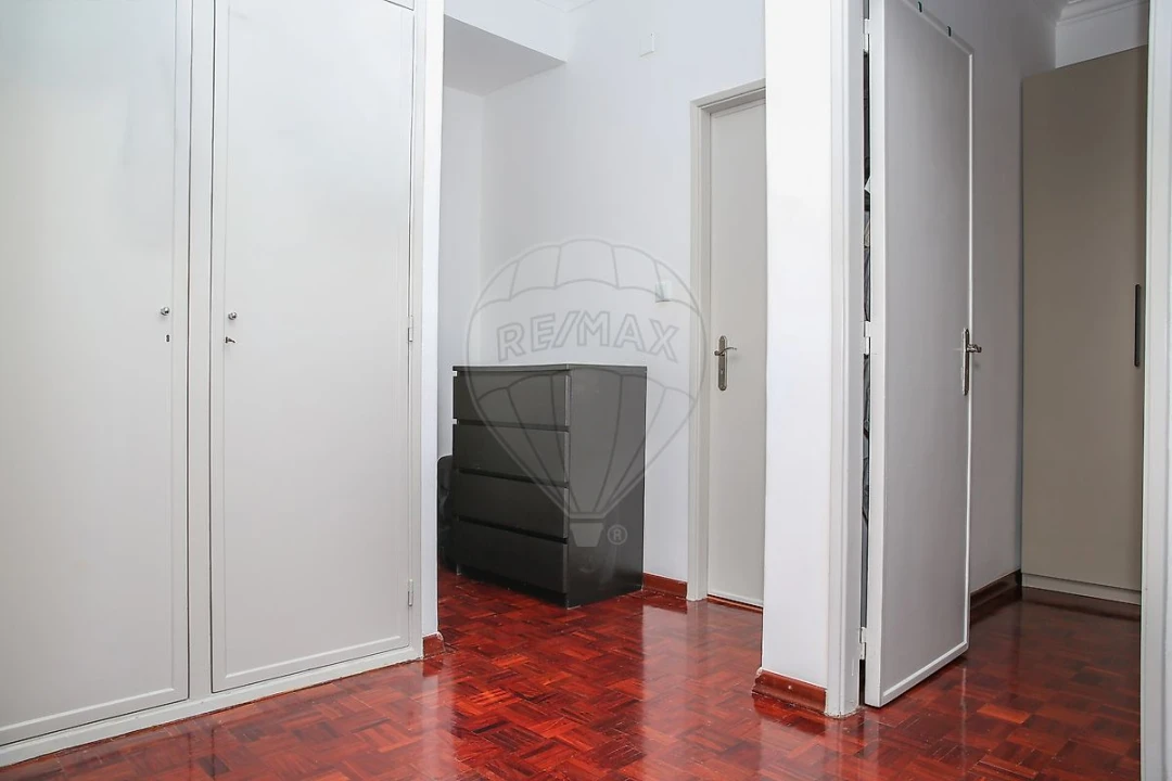 Apartamento T2 para Venda em Póvoa de Santa Iria e Forte da Casa Foto 26