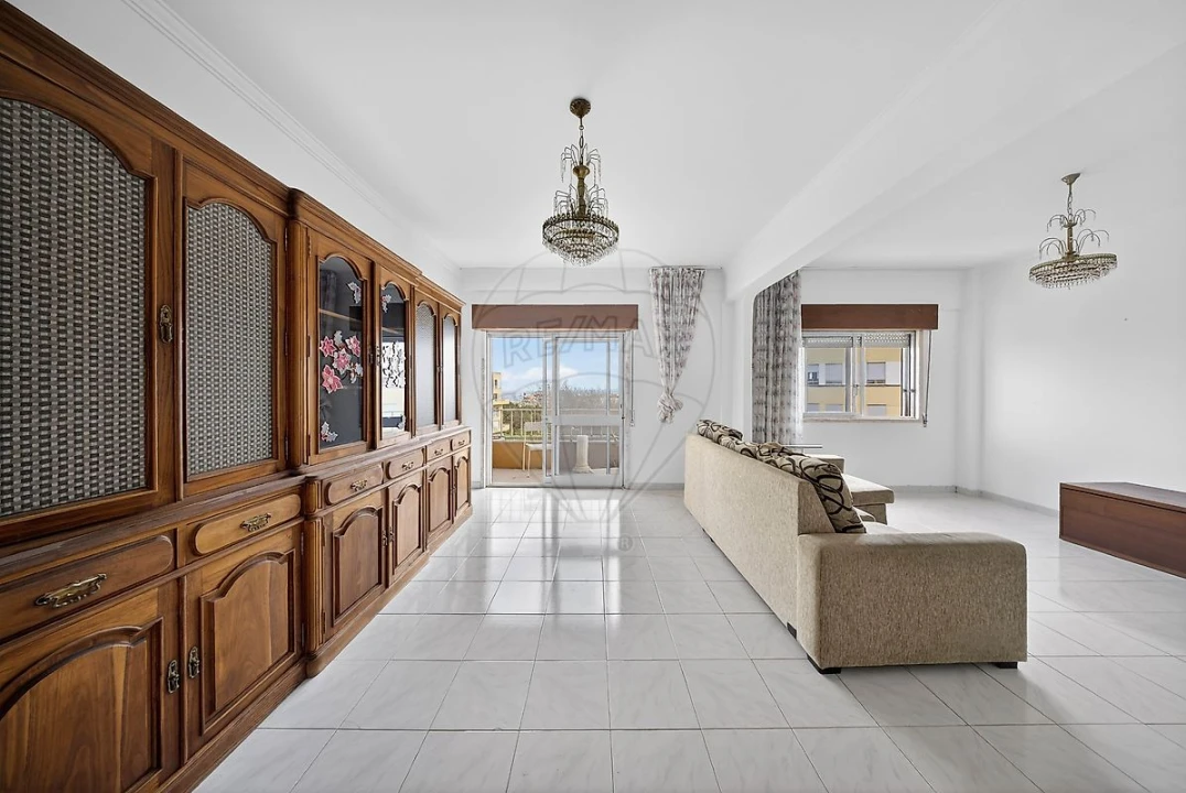 Apartamento T3 para Venda em Santa Iria de Azoia, São João da Talha e Bobadela Foto 21