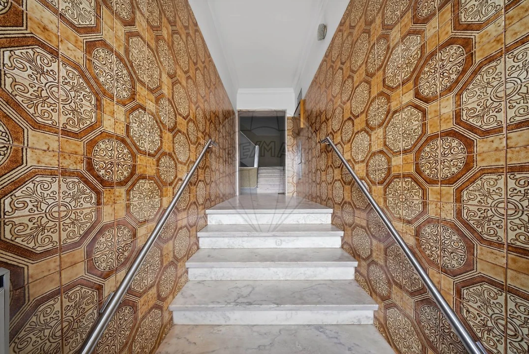 Apartamento T3 para Venda em Santa Iria de Azoia, São João da Talha e Bobadela Foto 8