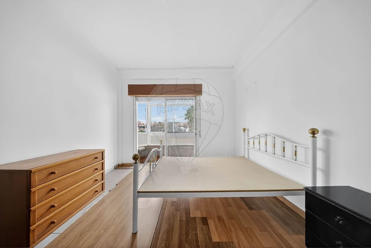 Apartamento T3 para Venda em Santa Iria de Azoia, São João da Talha e Bobadela Foto 36