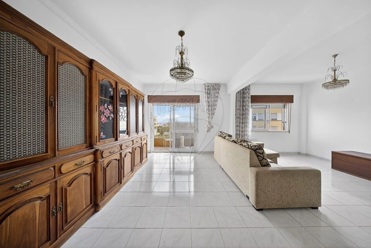 Apartamento T3 para Venda em Santa Iria de Azoia, São João da Talha e Bobadela Foto 21