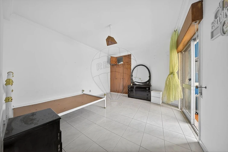 Apartamento T3 para Venda em Santa Iria de Azoia, São João da Talha e Bobadela Foto 38