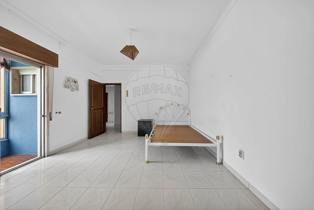 Apartamento T3 para Venda em Santa Iria de Azoia, São João da Talha e Bobadela Foto 39