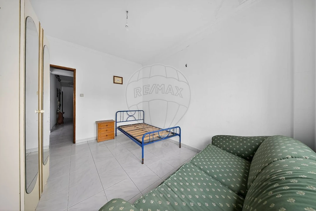 Apartamento T3 para Venda em Santa Iria de Azoia, São João da Talha e Bobadela Foto 32