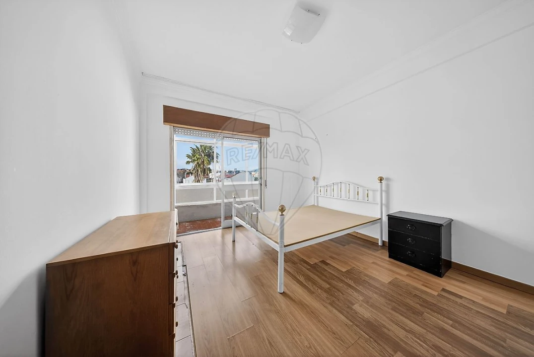 Apartamento T3 para Venda em Santa Iria de Azoia, São João da Talha e Bobadela Foto 35