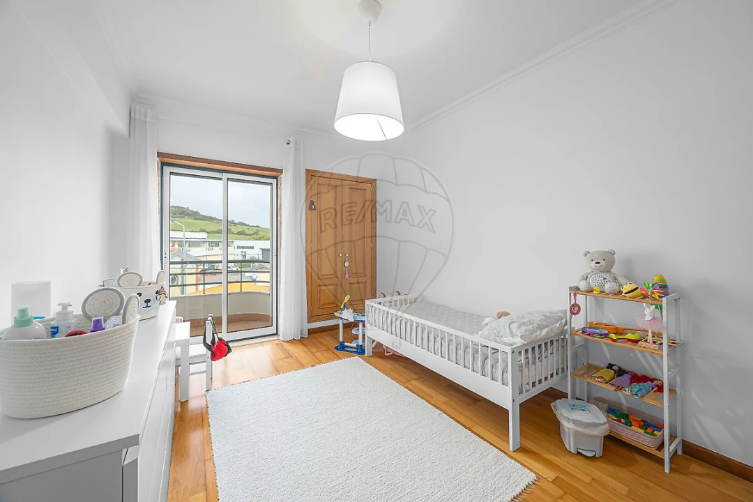 Apartamento T3 para Venda em Arruda dos Vinhos Foto 1