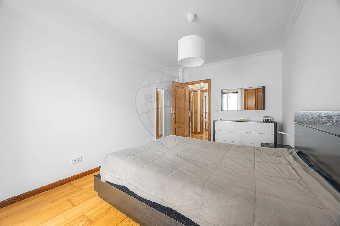 Apartamento T3 para Venda em Arruda dos Vinhos Foto 12