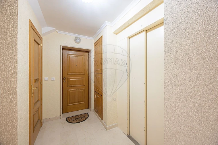 Apartamento T3 para Venda em Arruda dos Vinhos Foto 18